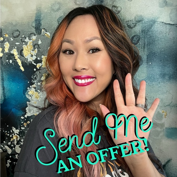 LITTLEABOUTALOT🩷 I’m Live 🔥 $3 CLEARANCE Jewelry & Accessories 🤩 - Picture 12 of 12